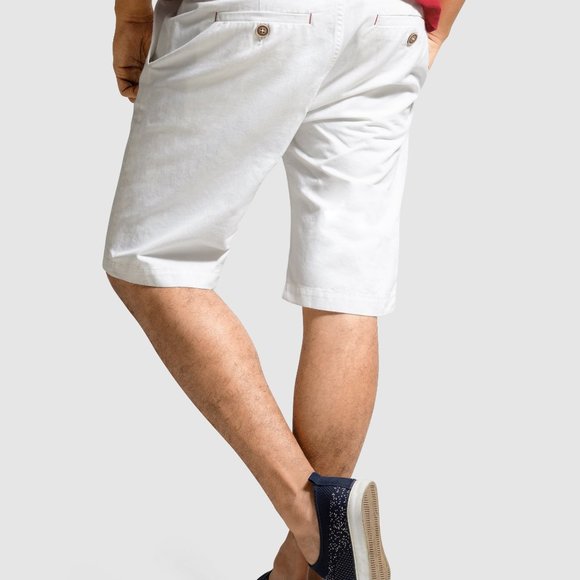 OLGYN Men’s Regular Fit White Chino Shorts - Picture 2 of 3
